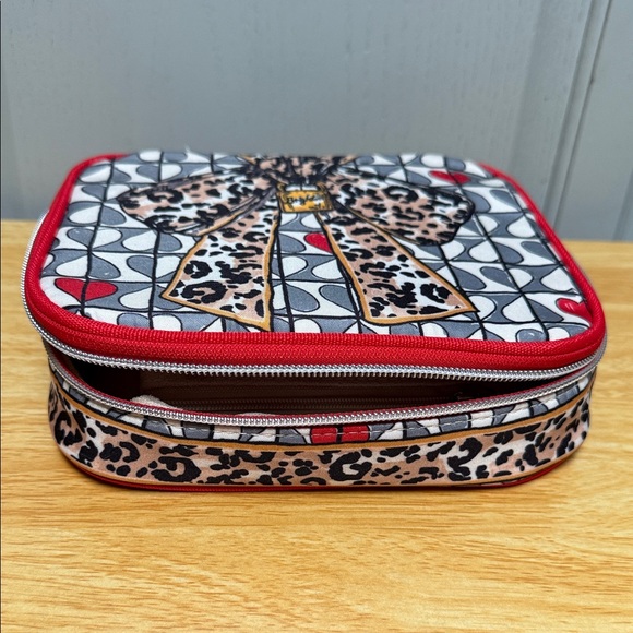 Brighton “Wild Love” Cosmetic/Jewelry Case NWT 🐈 ❤️ - Picture 10 of 17